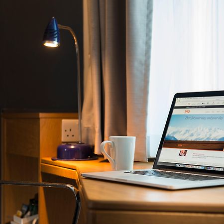 Holiday Inn Express Derby Pride Park By Ihg Eksteriør billede