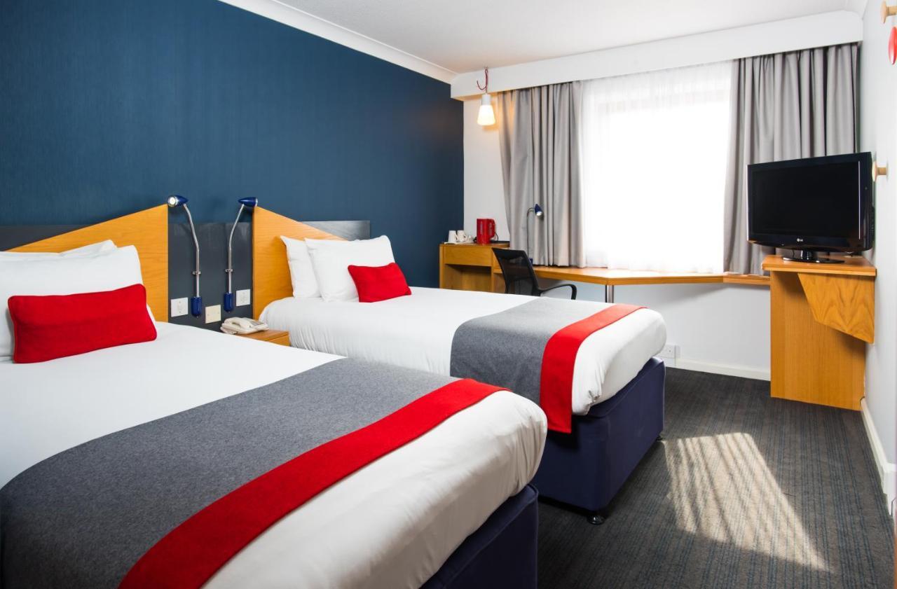 Holiday Inn Express Derby Pride Park By Ihg Eksteriør billede