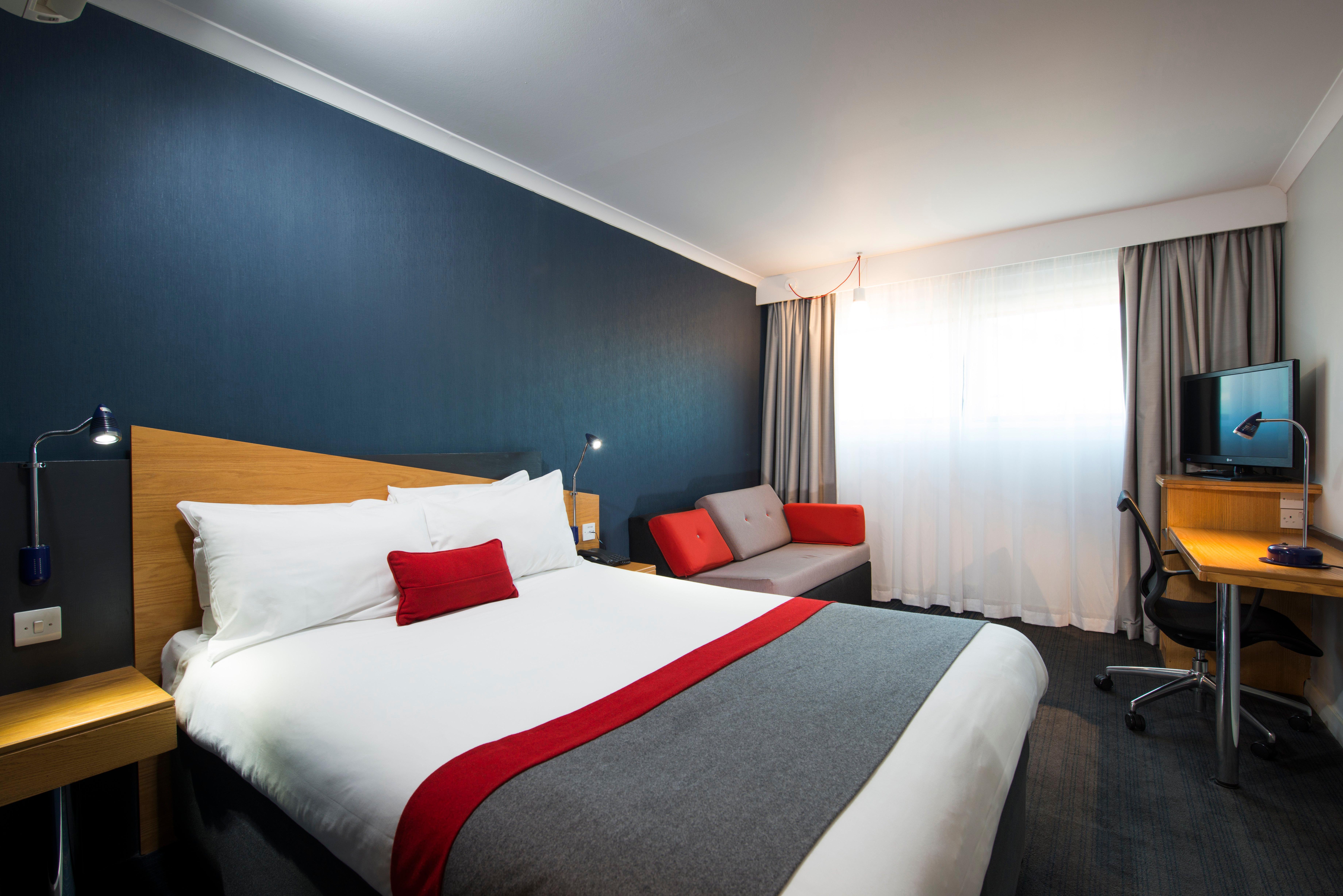 Holiday Inn Express Derby Pride Park By Ihg Eksteriør billede