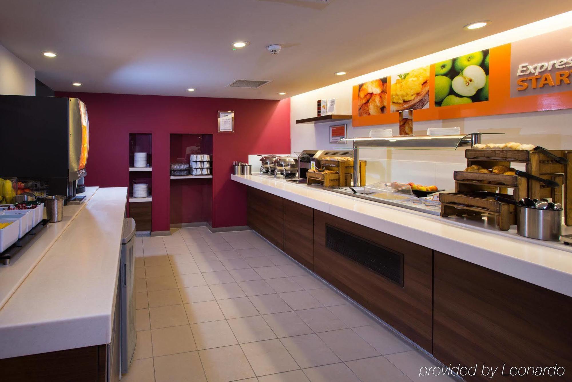 Holiday Inn Express Derby Pride Park By Ihg Eksteriør billede
